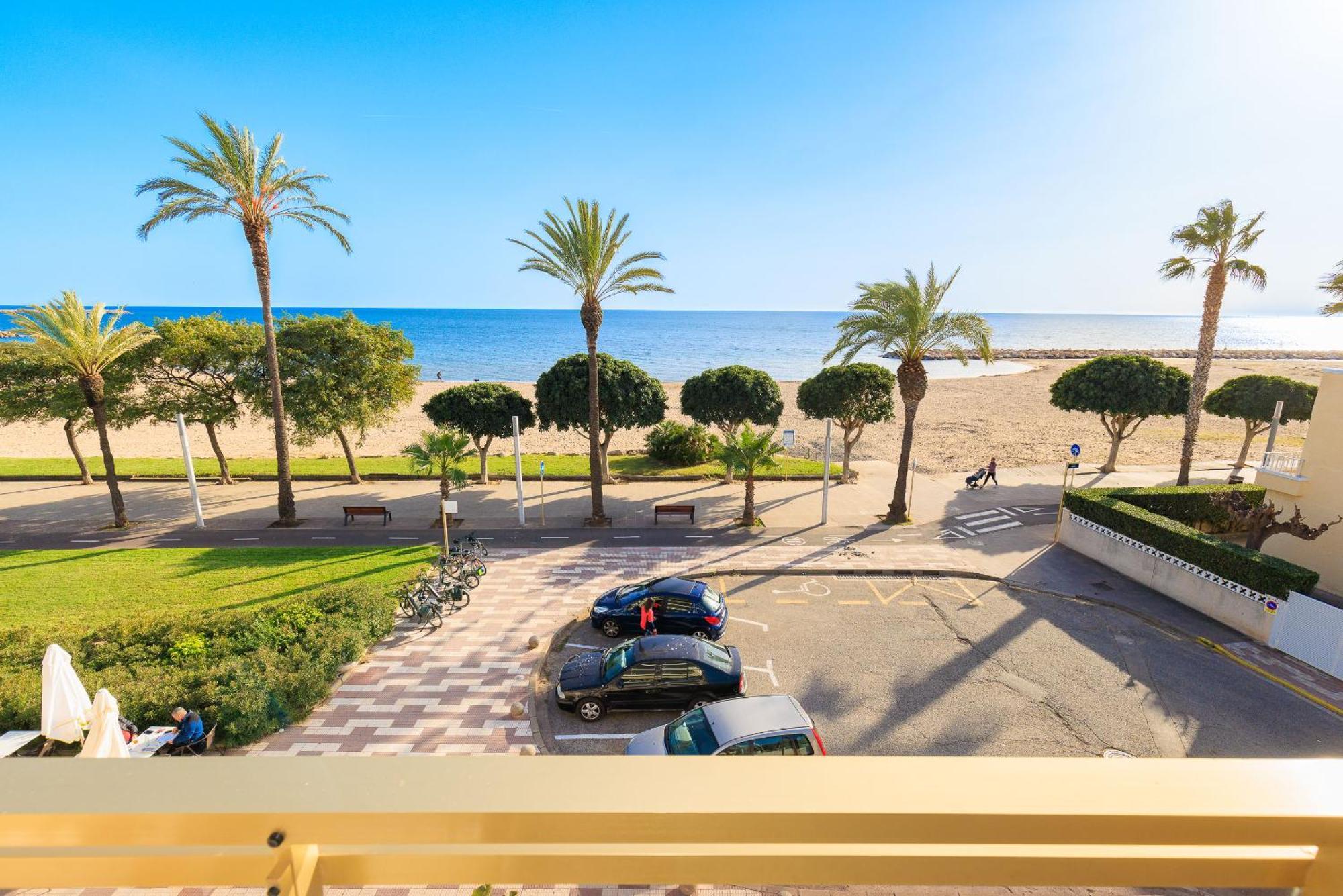 Апартаменты Golf St Jordi 2 Planet Costa Dorada Камбрильс Экстерьер фото