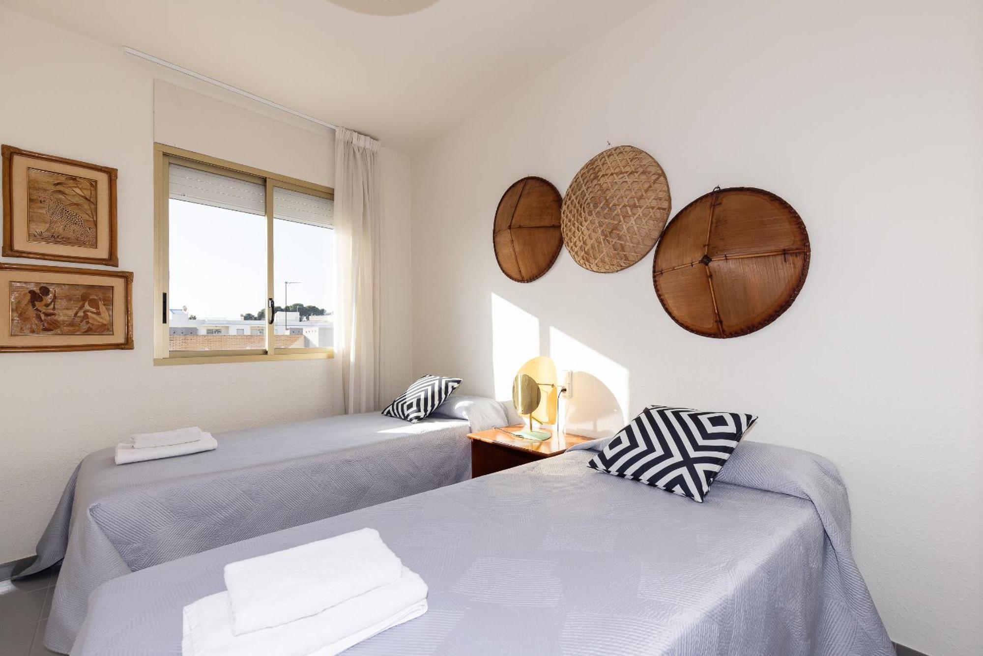 Апартаменты Golf St Jordi 2 Planet Costa Dorada Камбрильс Экстерьер фото